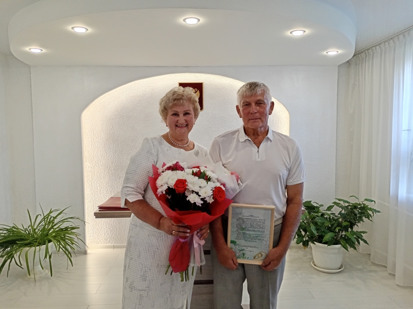 Юбилей семейного счастья: Праздник верности отметила семья Лукониных из Карымского